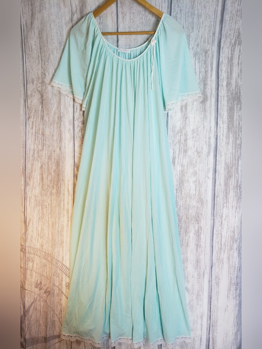 Vintage Miss Elaine mint green/aqua nylon tricot long nightgown Large USA A5